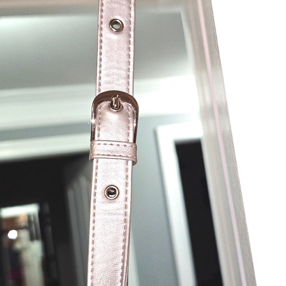 Sharif Zip Leather Crossbody Bag - Picture 5 of 15